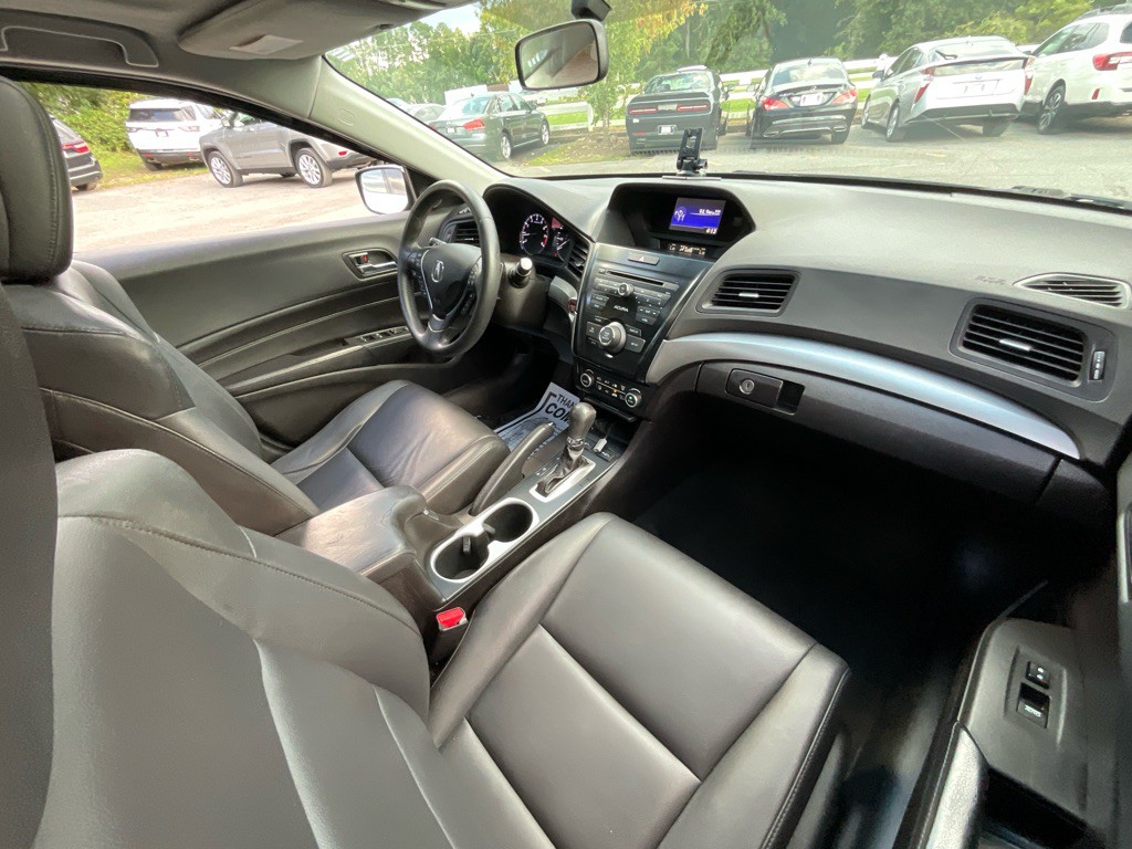 2016 Acura ILX Image 16