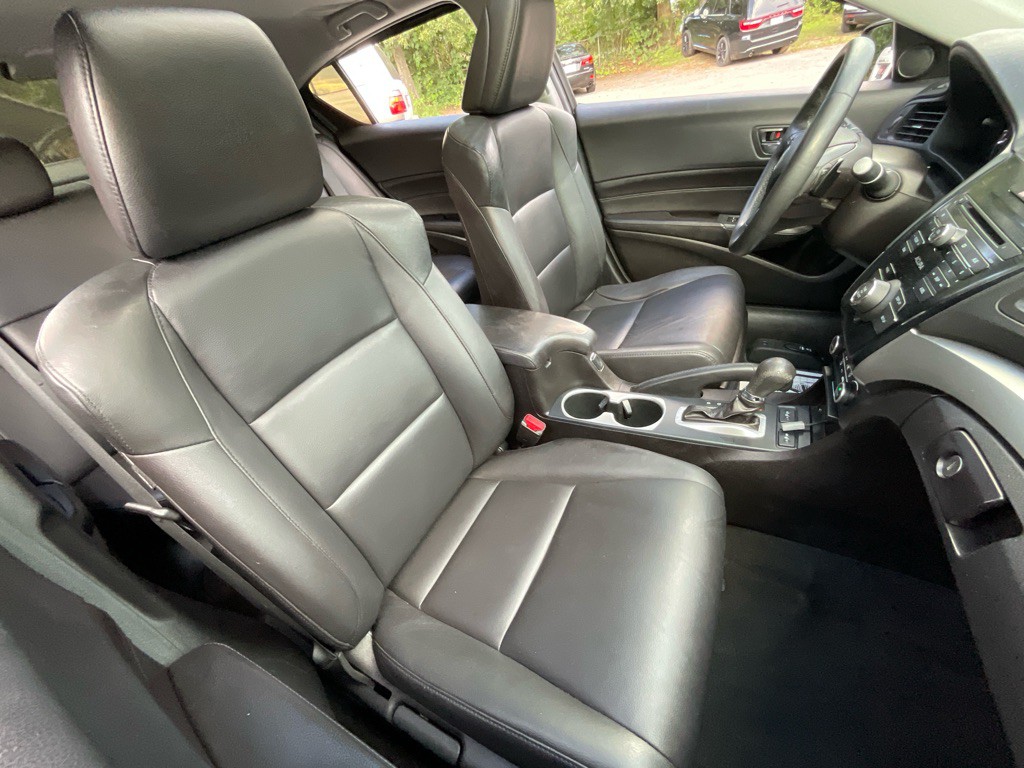 2016 Acura ILX Image 17
