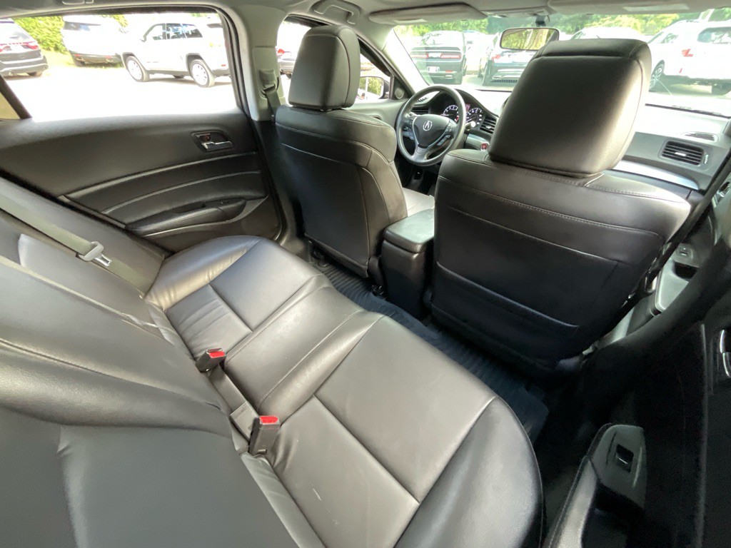 2016 Acura ILX Image 30
