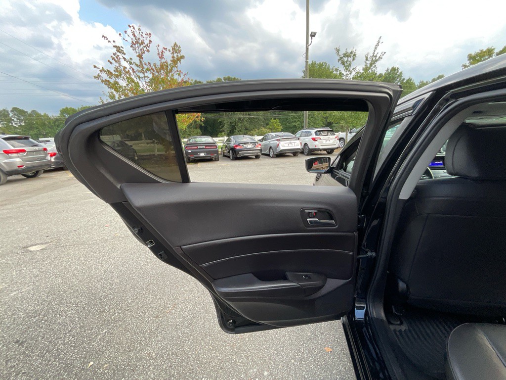 2016 Acura ILX Image 38