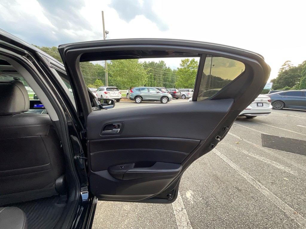 2016 Acura ILX Image 40
