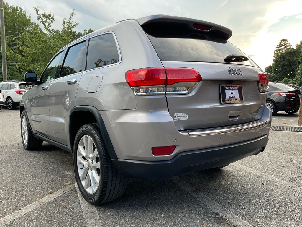 2017 Jeep Grand Cherokee Image 7