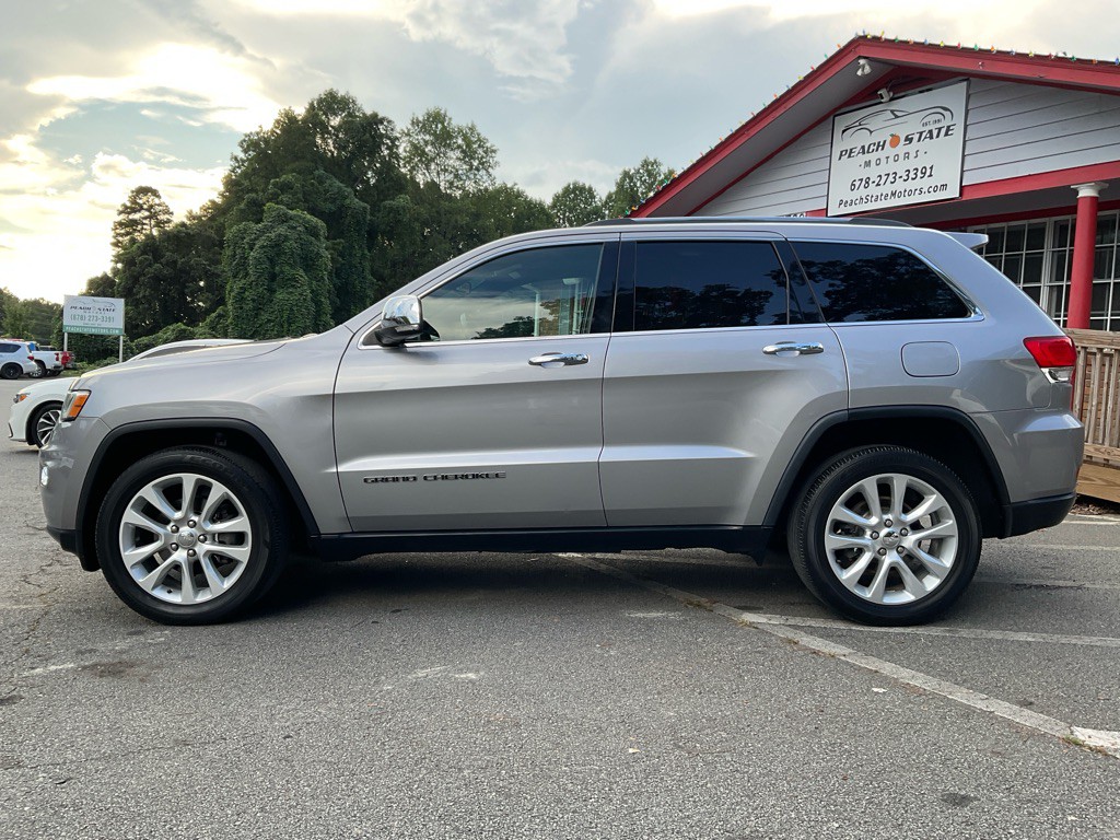 2017 Jeep Grand Cherokee Image 8
