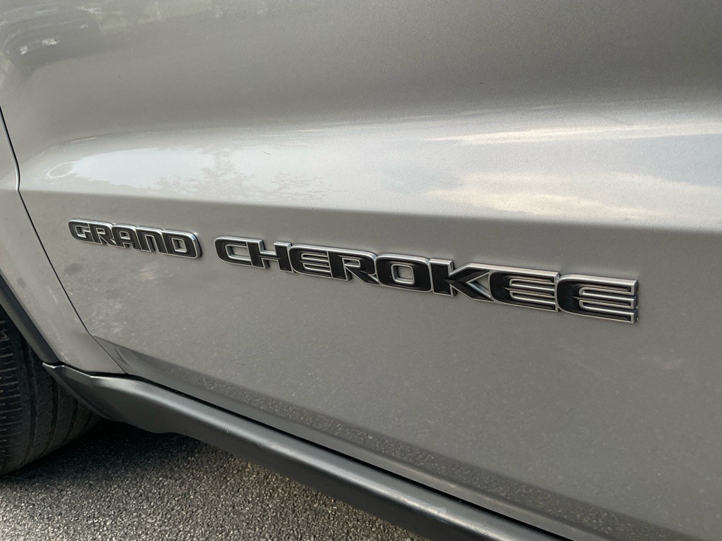 2017 Jeep Grand Cherokee Image 10