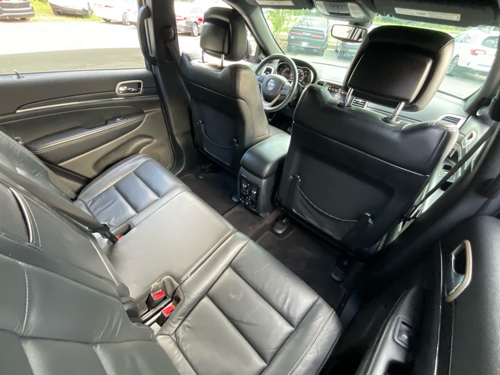 2017 Jeep Grand Cherokee Image 30
