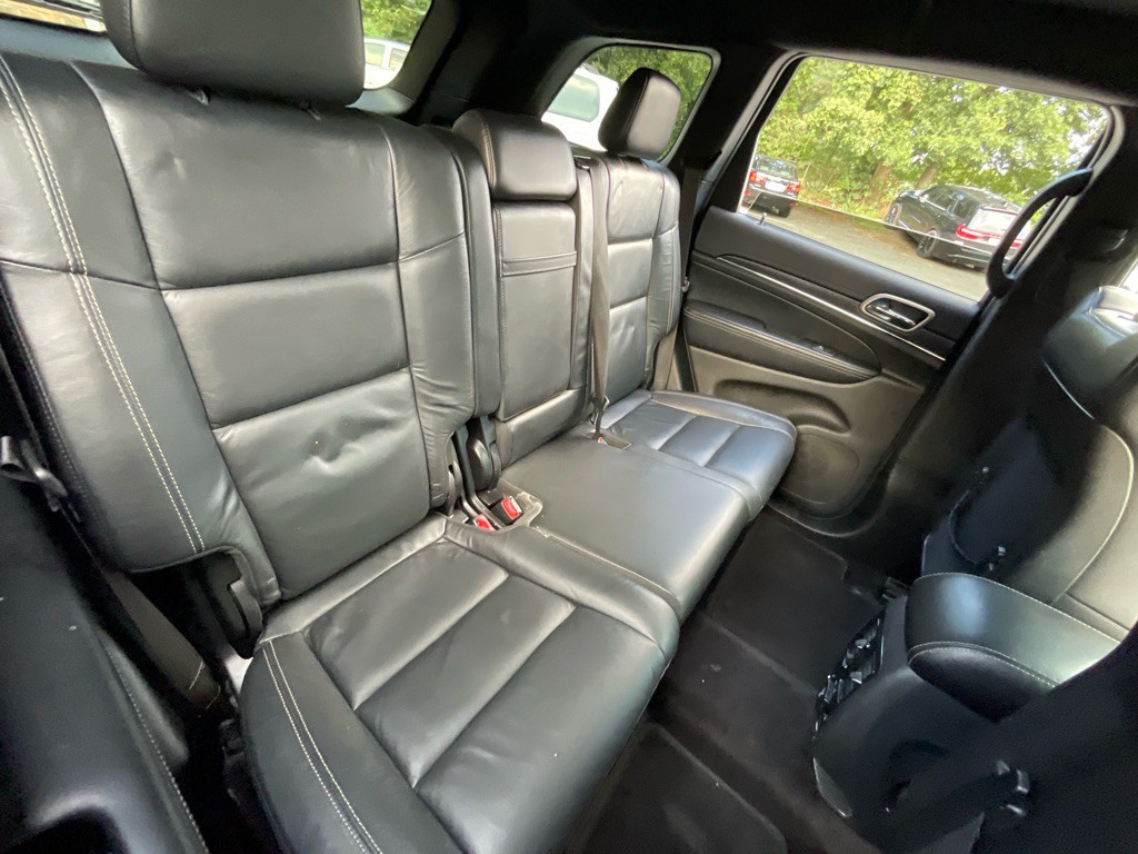 2017 Jeep Grand Cherokee Image 31