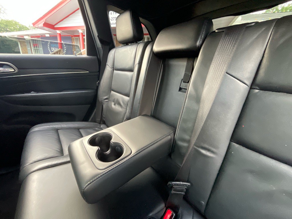 2017 Jeep Grand Cherokee Image 32