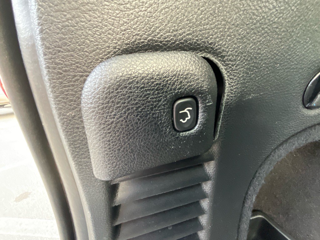 2017 Jeep Grand Cherokee Image 38