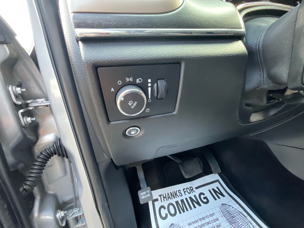 2017 Jeep Grand Cherokee Image 41