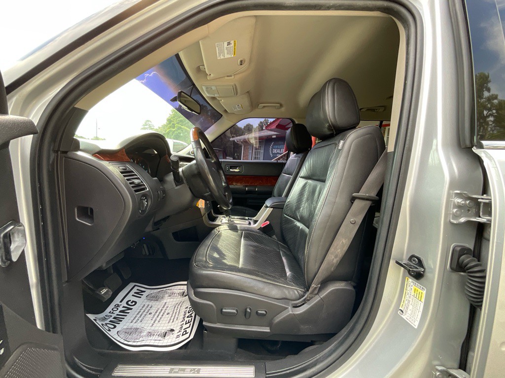 2011 Ford Flex Image 14