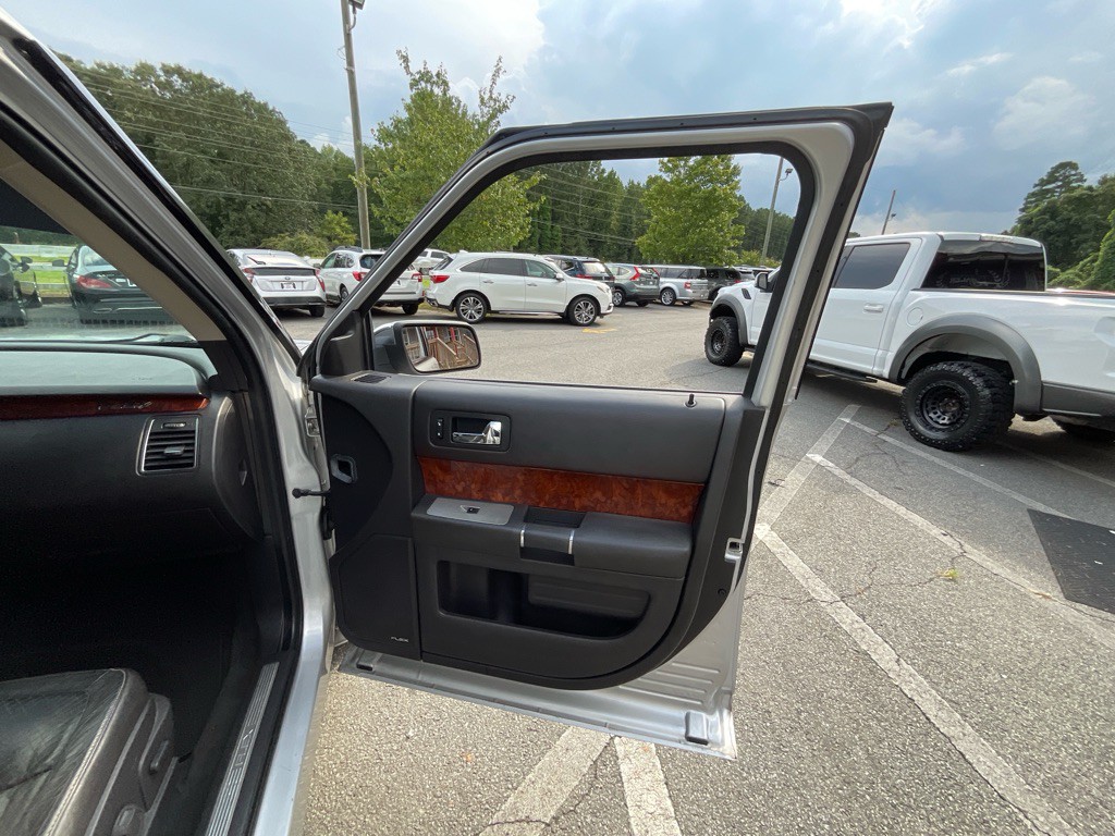 2011 Ford Flex Image 45