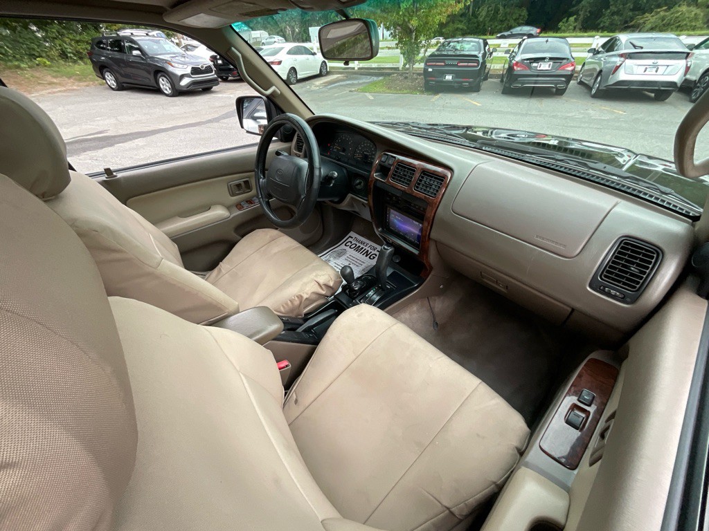 1996 Toyota 4Runner Image 18