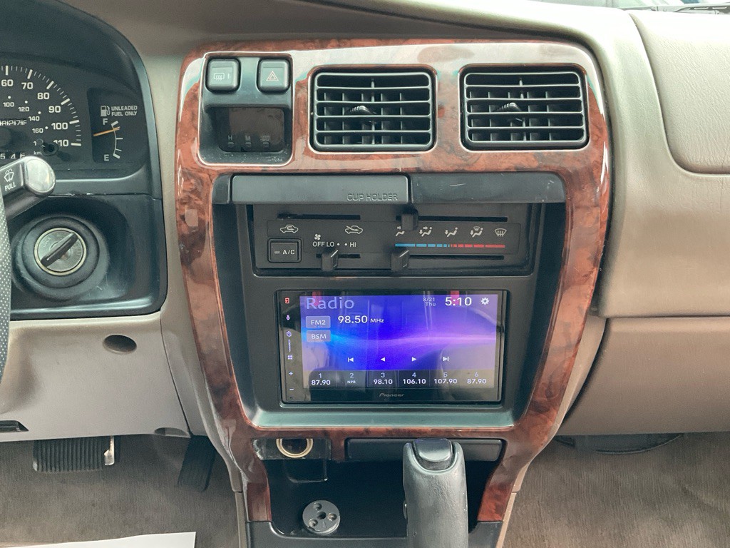 1996 Toyota 4Runner Image 22