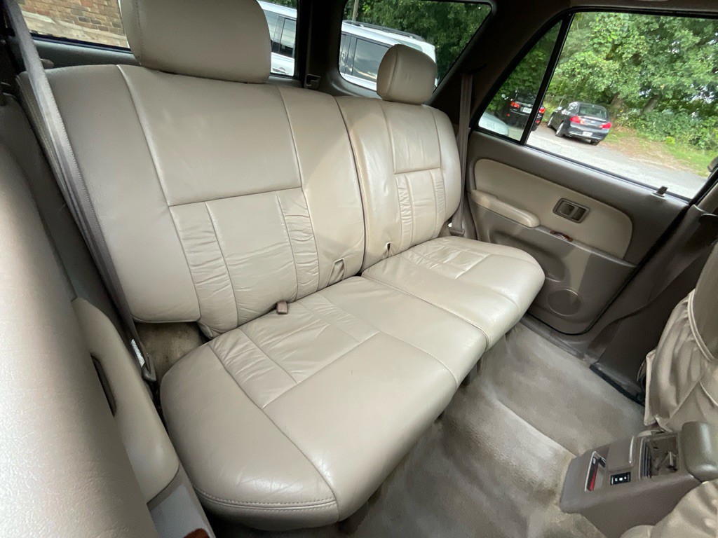 1996 Toyota 4Runner Image 33