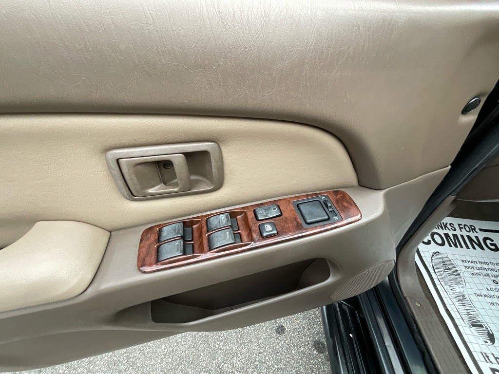 1996 Toyota 4Runner Image 39