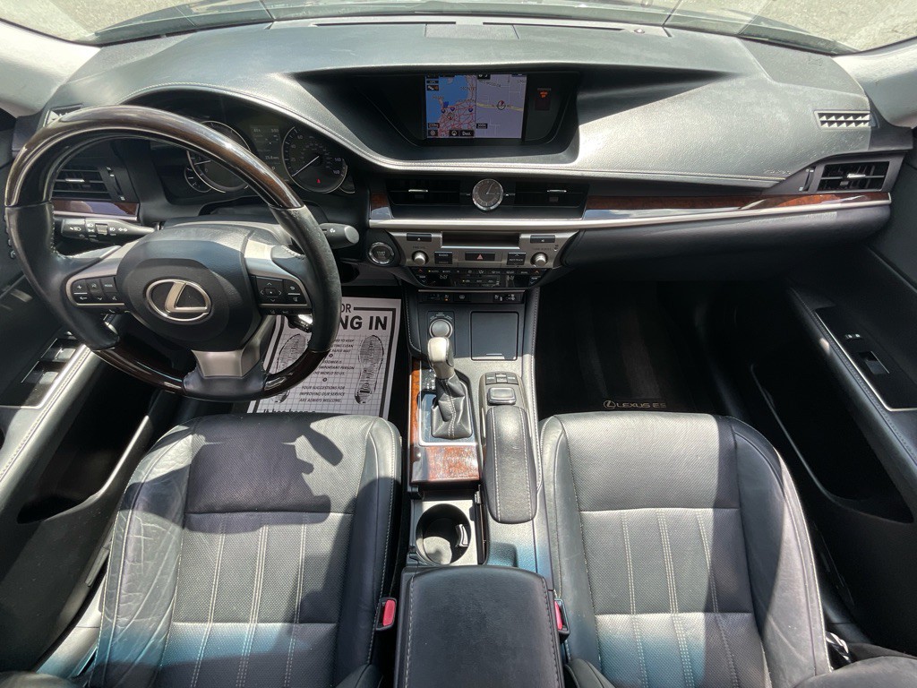 2016 Lexus ES 350 Image 20