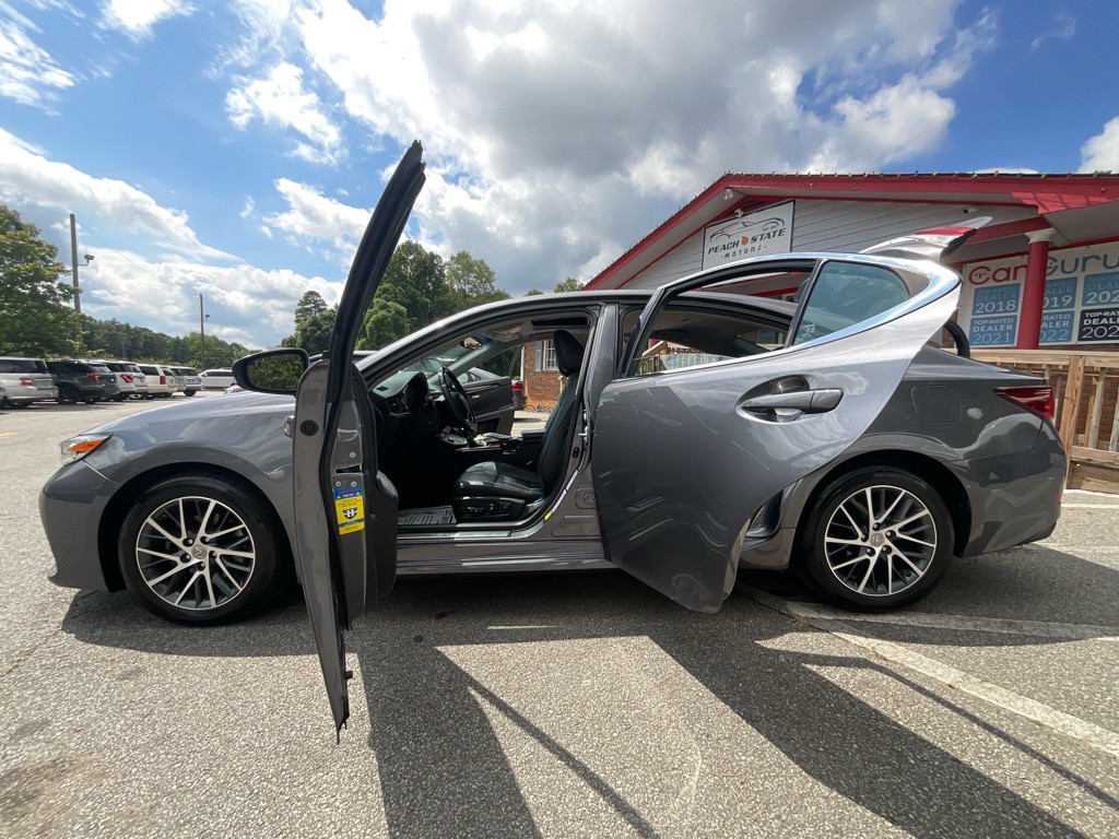 2016 Lexus ES 350 Image 37