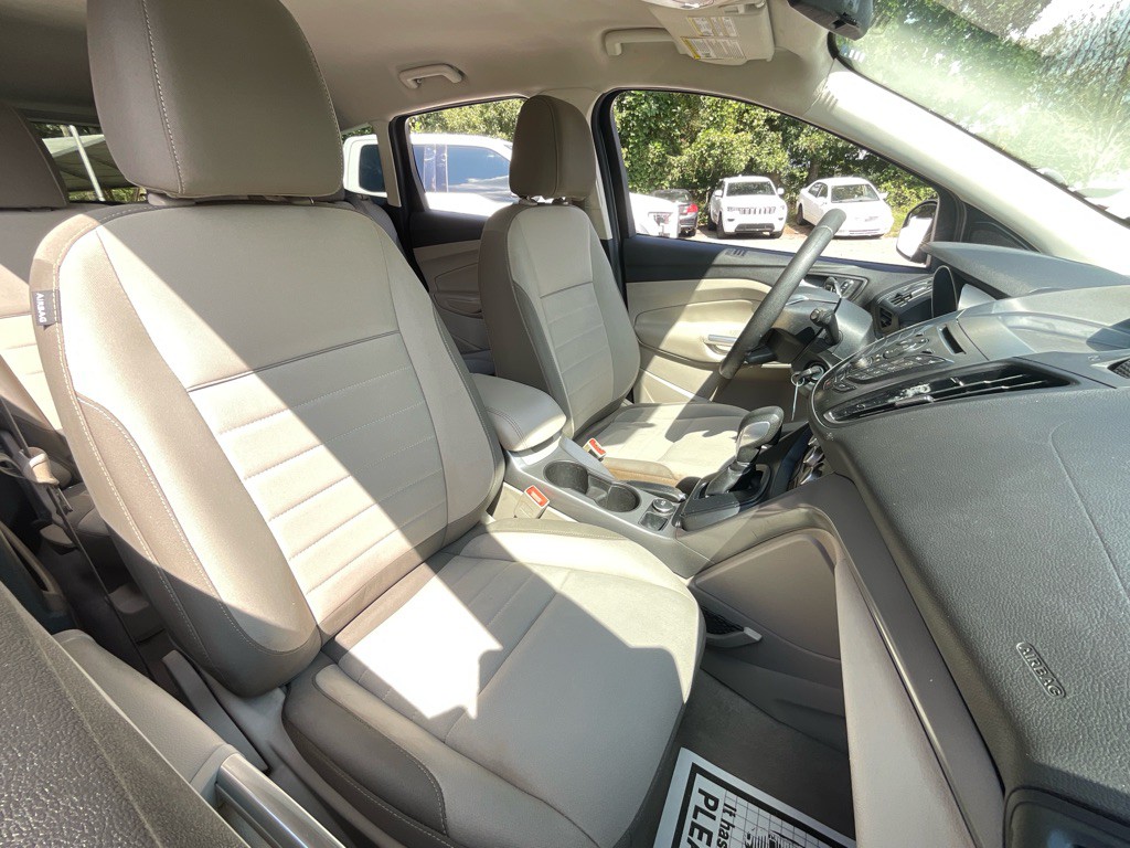 2015 Ford Escape Image 19