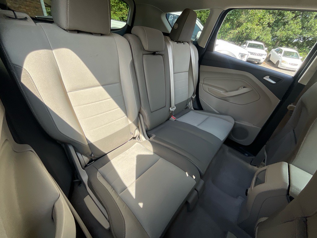 2015 Ford Escape Image 32