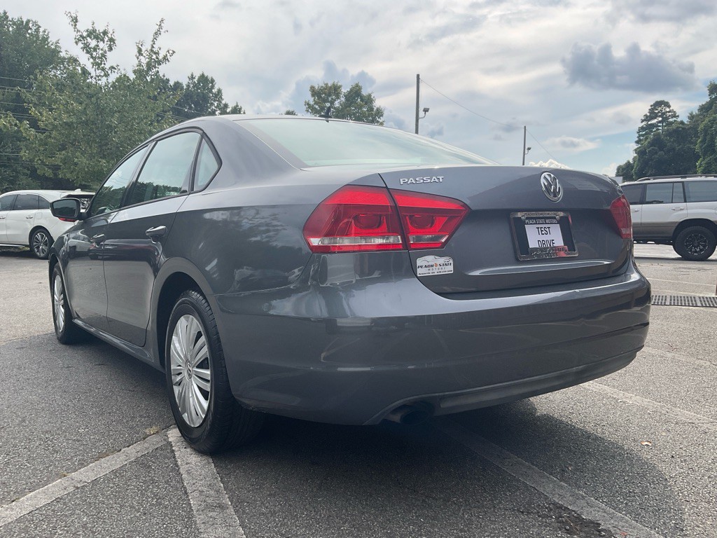 2014 Volkswagen Passat Image 7