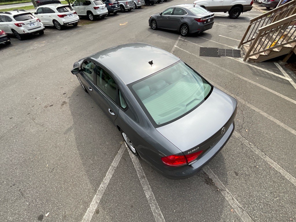 2014 Volkswagen Passat Image 11