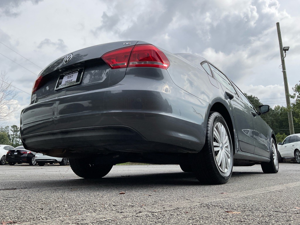 2014 Volkswagen Passat Image 42