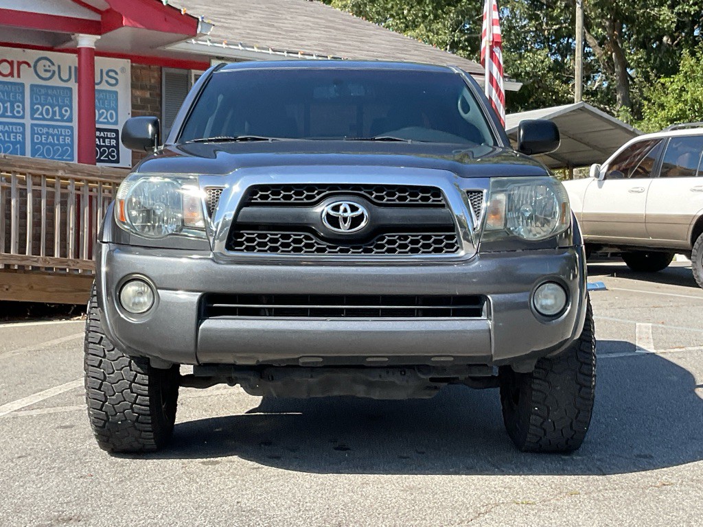 2011 Toyota Tacoma Image 2