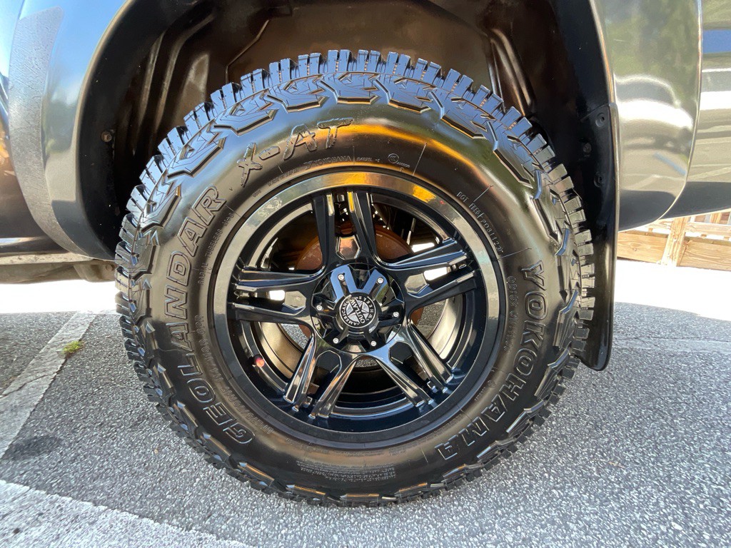 2011 Toyota Tacoma Image 14