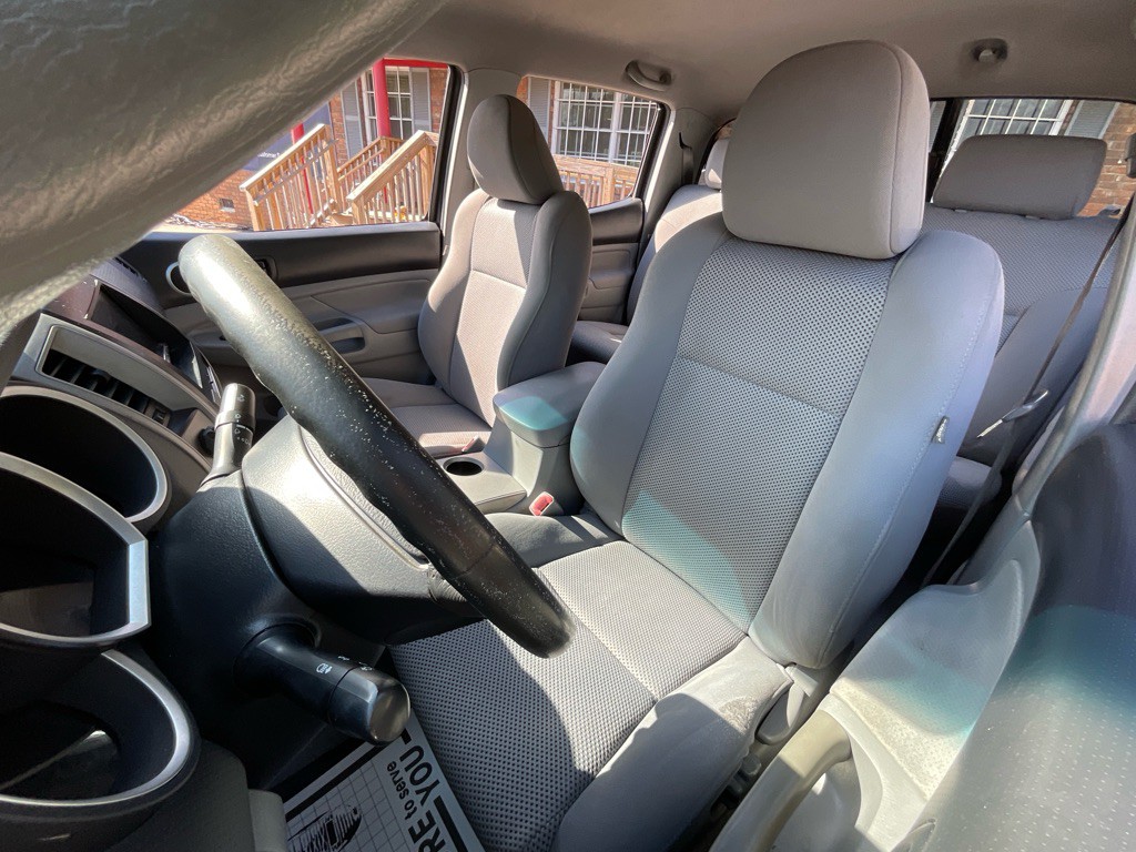 2011 Toyota Tacoma Image 18