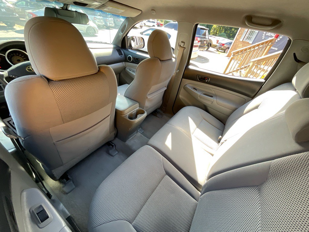 2011 Toyota Tacoma Image 29