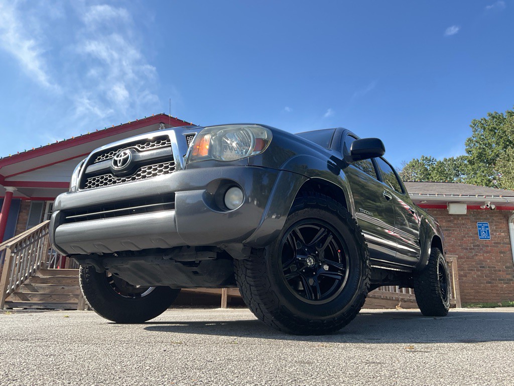 2011 Toyota Tacoma Image 45