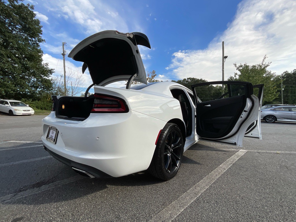 2017 Dodge Charger Image 35