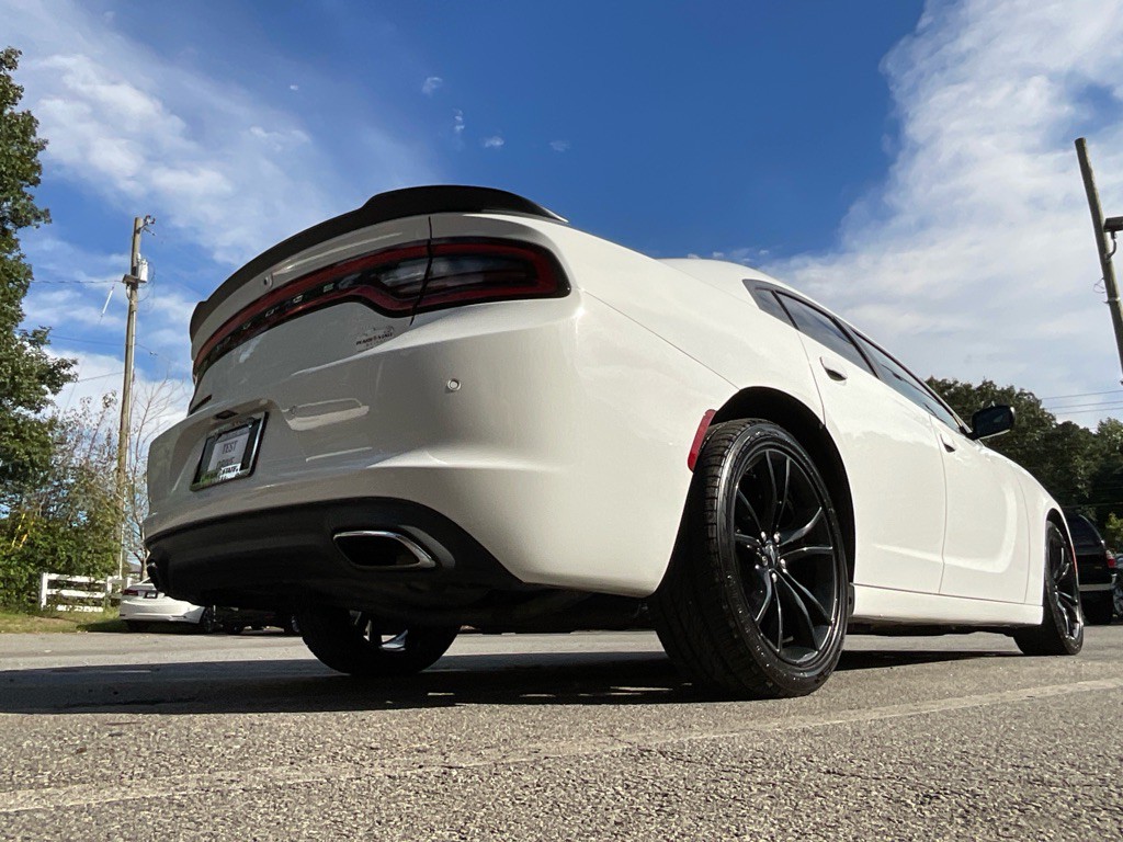 2017 Dodge Charger Image 45