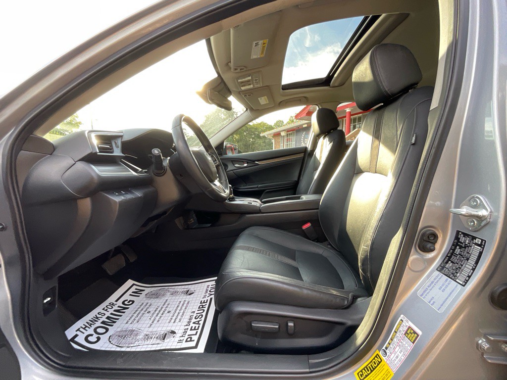 2019 Honda Civic Image 13