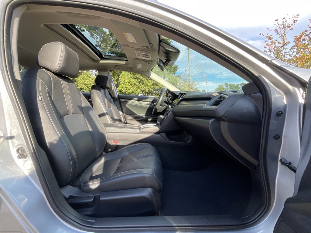 2019 Honda Civic Image 16