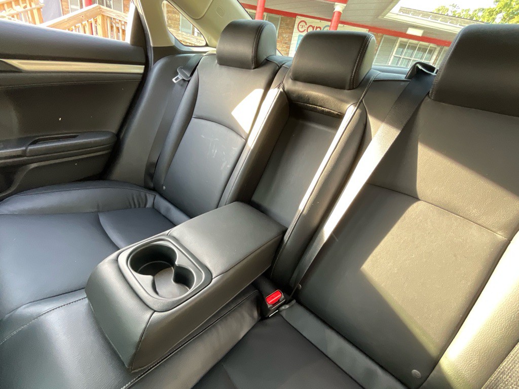 2019 Honda Civic Image 33