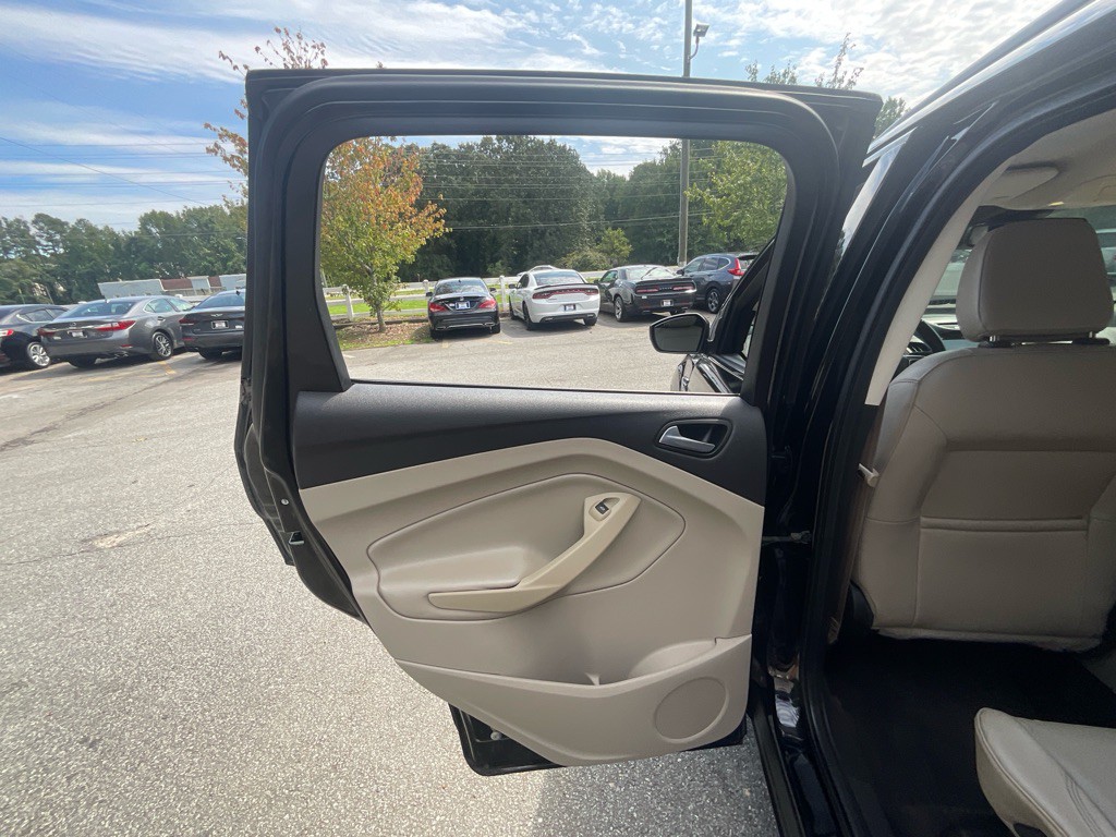 2018 Ford Escape Image 44