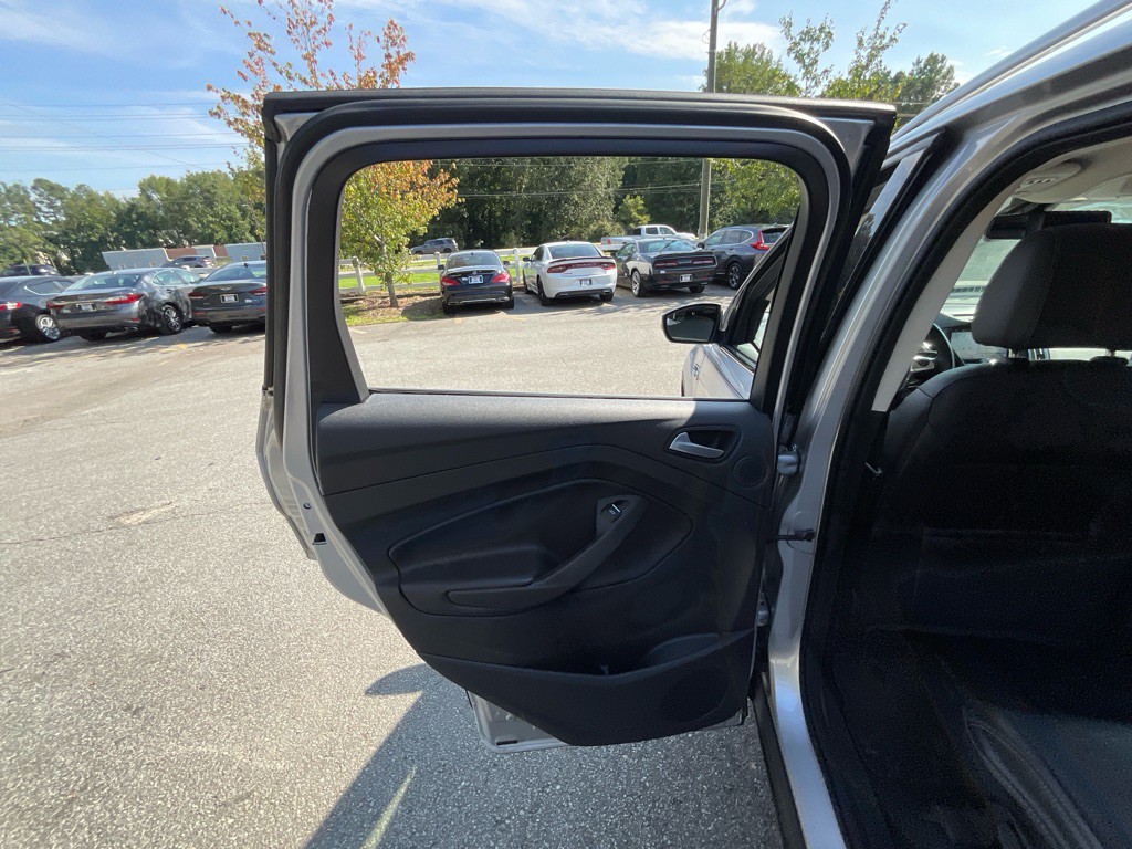 2016 Ford Escape Image 43