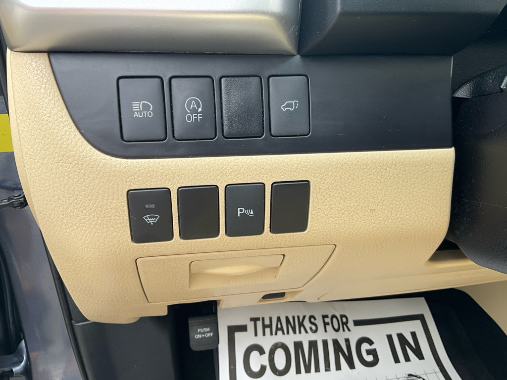 2017 Toyota Highlander Image 46