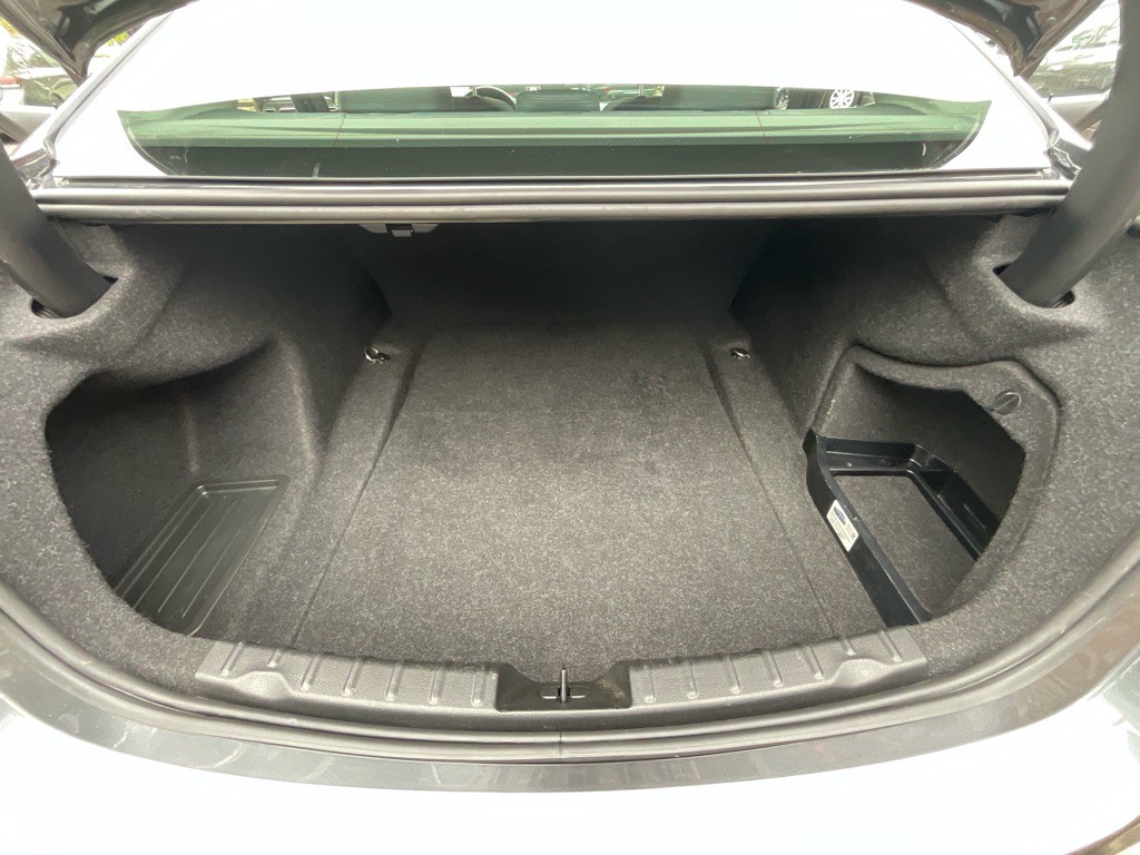2016 BMW 3 Series Image 36