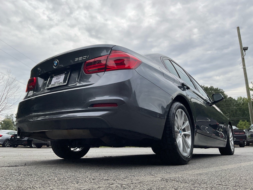 2016 BMW 3 Series Image 44