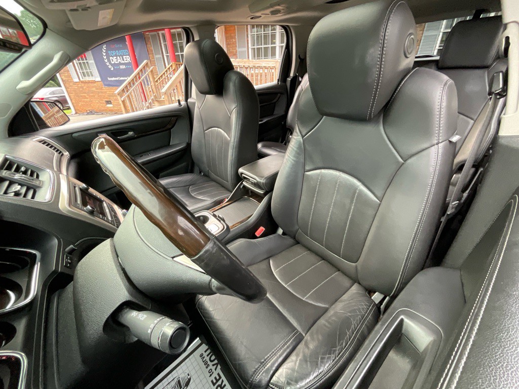 2016 GMC Acadia Image 16