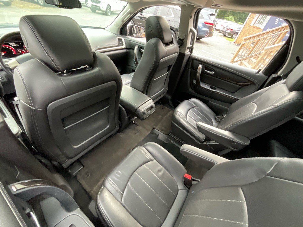 2016 GMC Acadia Image 30
