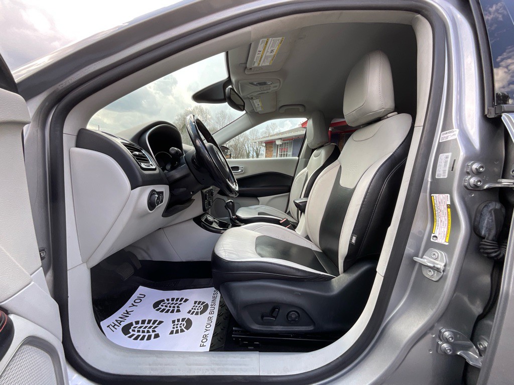 2020 Jeep Compass Image 14