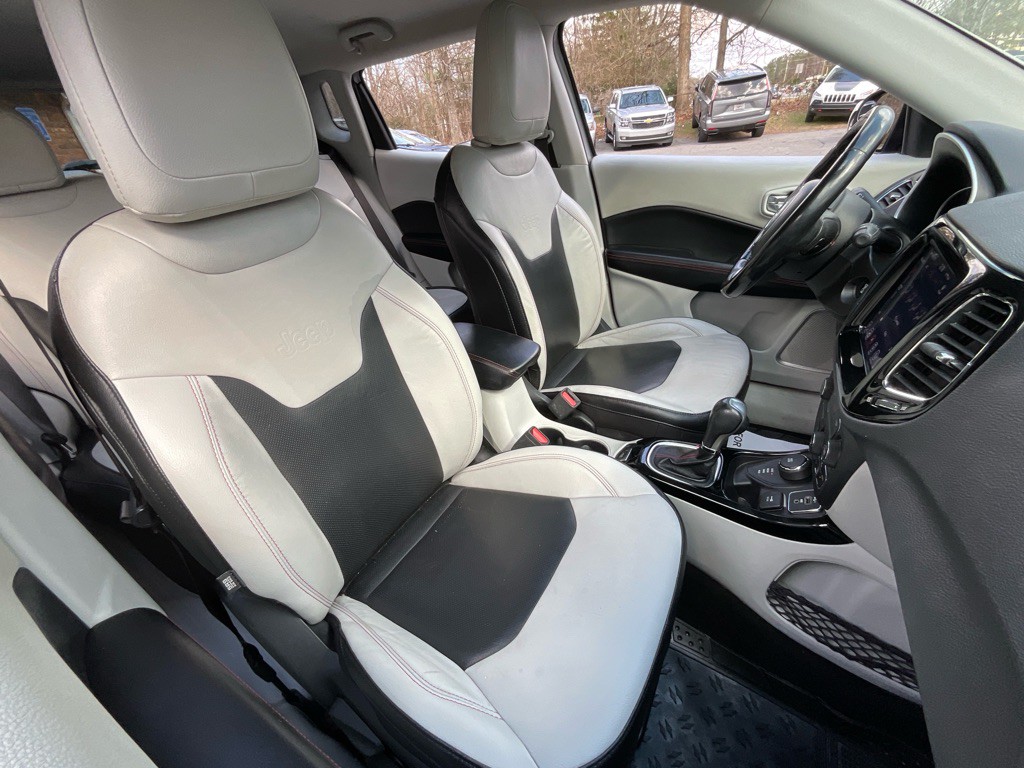 2020 Jeep Compass Image 19