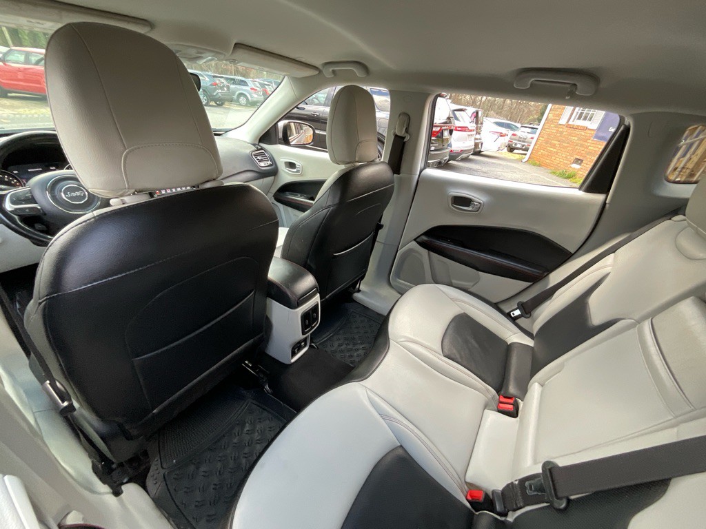 2020 Jeep Compass Image 28