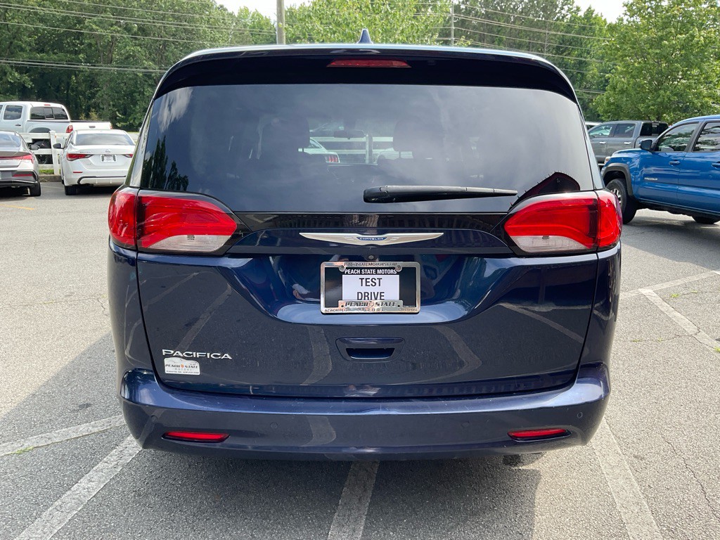 2018 Chrysler Pacifica Image 6