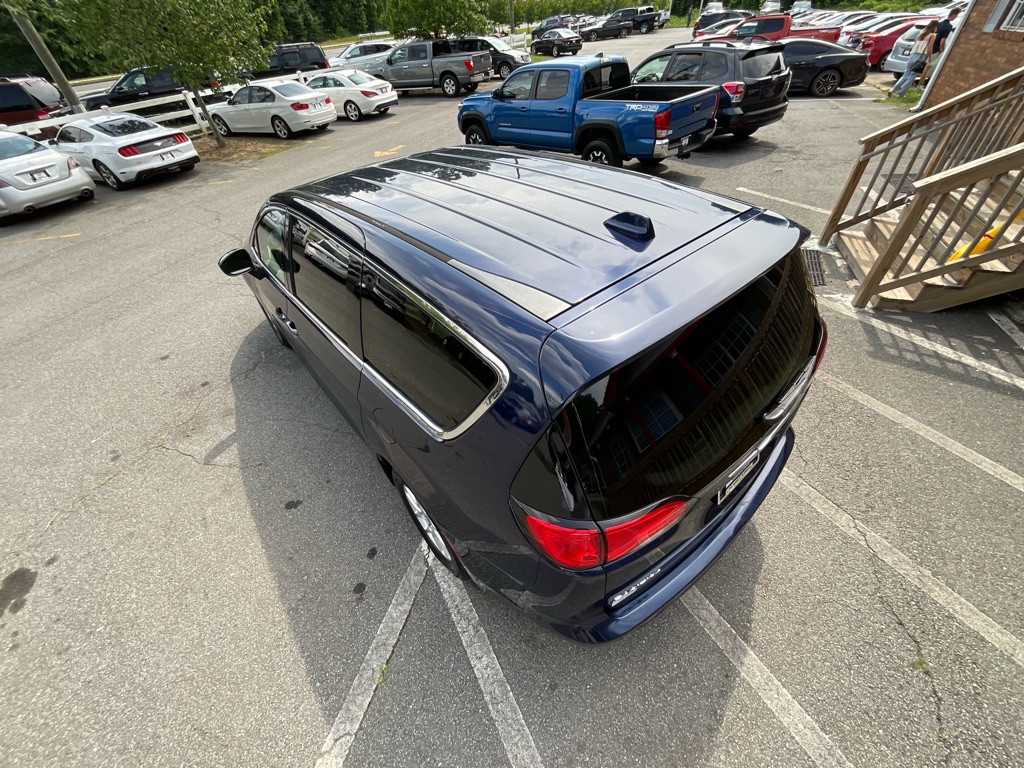 2018 Chrysler Pacifica Image 10