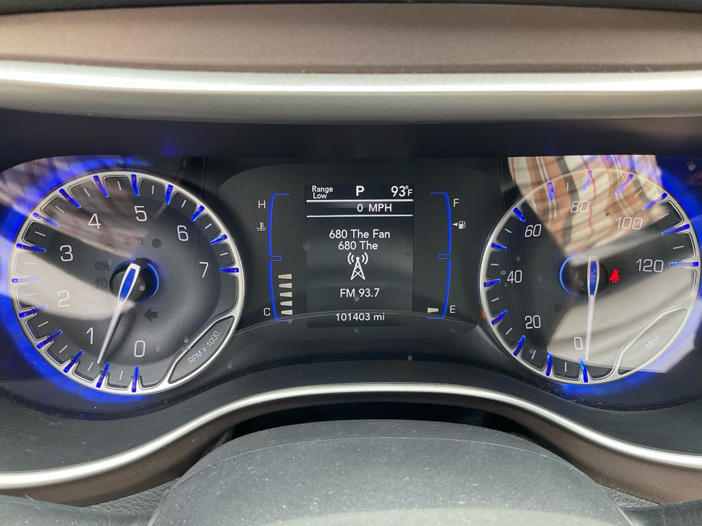 2018 Chrysler Pacifica Image 24