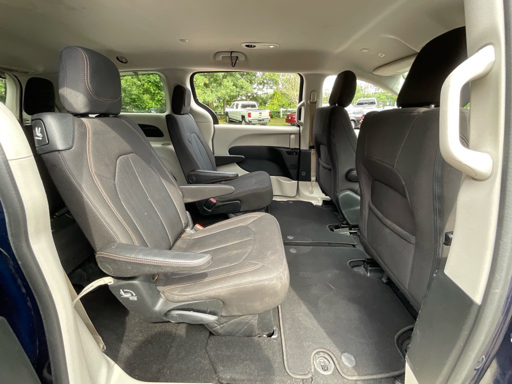 2018 Chrysler Pacifica Image 29